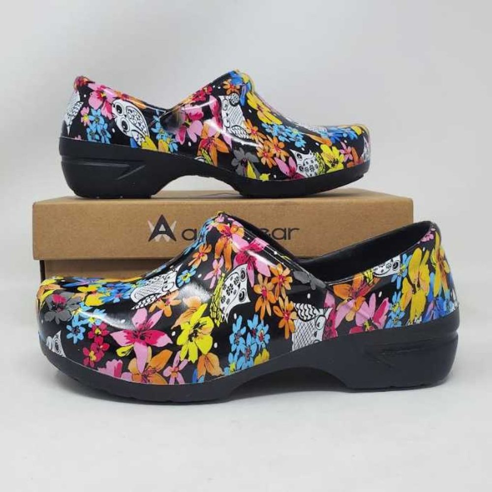 New women's 7 Anywear sr angel healthcare closed back clog shoes owls srangel